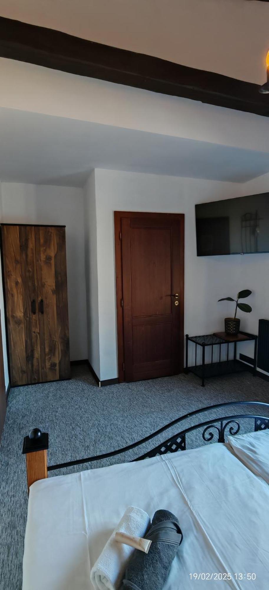 Hotel Plzensky Dvur Frýdek-Místek Kültér fotó